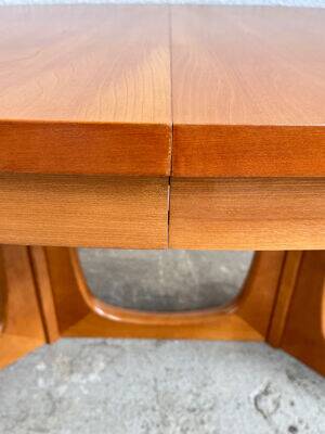Baumann Oval Table