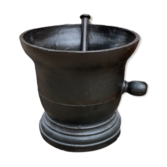 Cast iron mortar