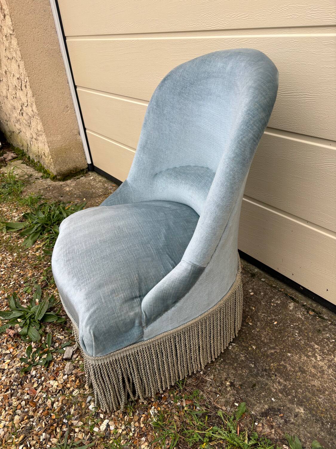 Sky blue velvet toad armchair