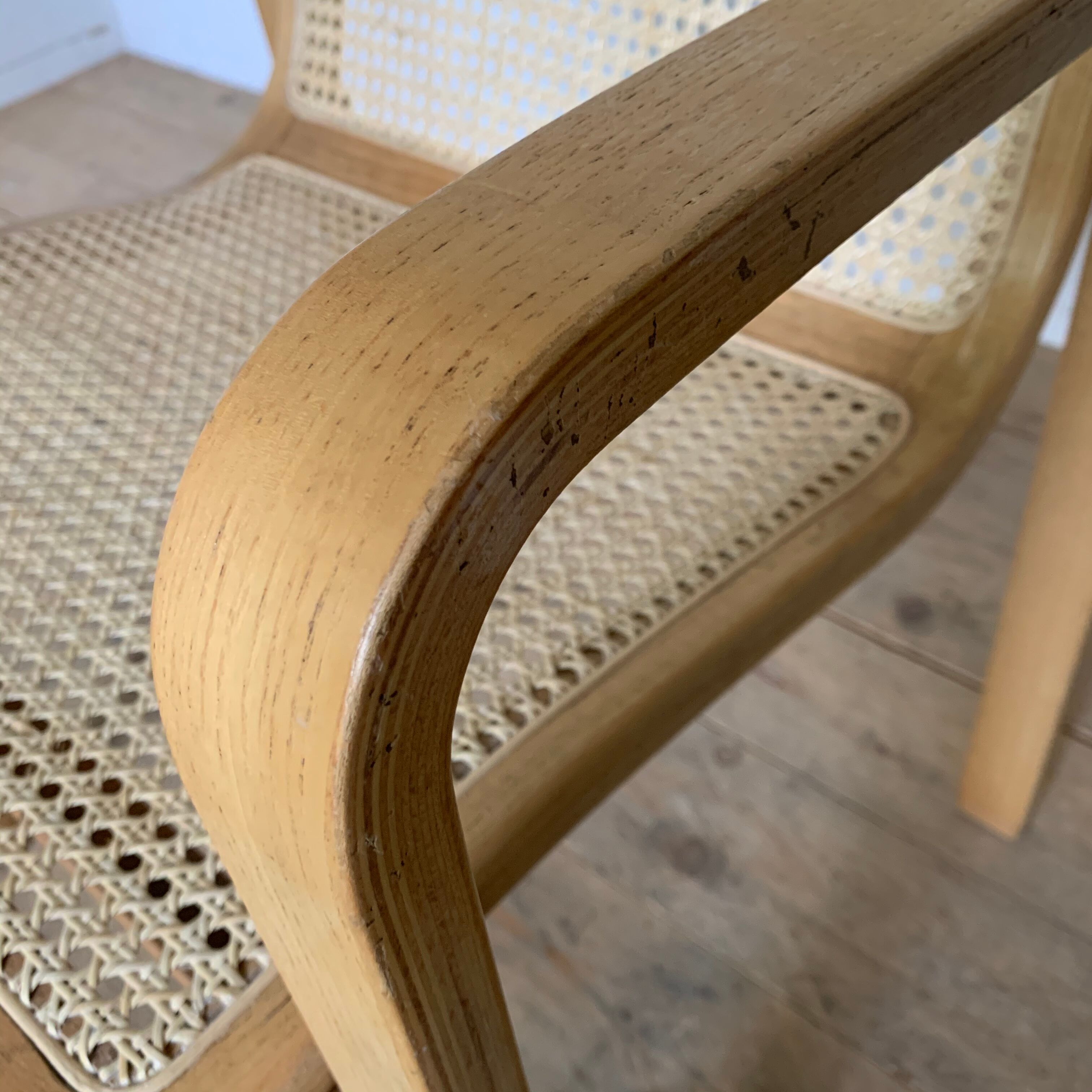 Fauteuil vintage en cannage