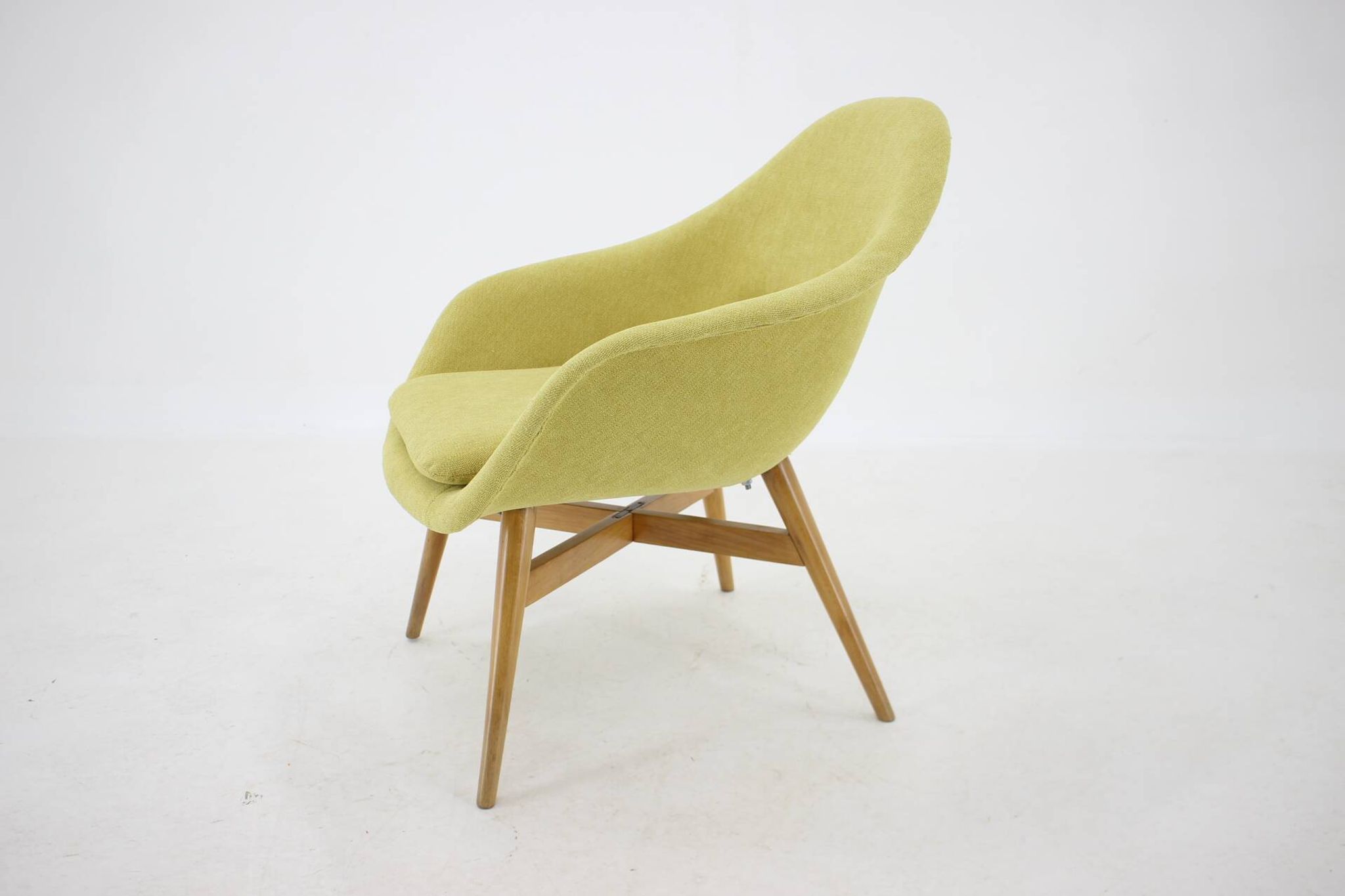 1960s Miroslav Navratil Shell Lounge Chair, Czechoslovakia