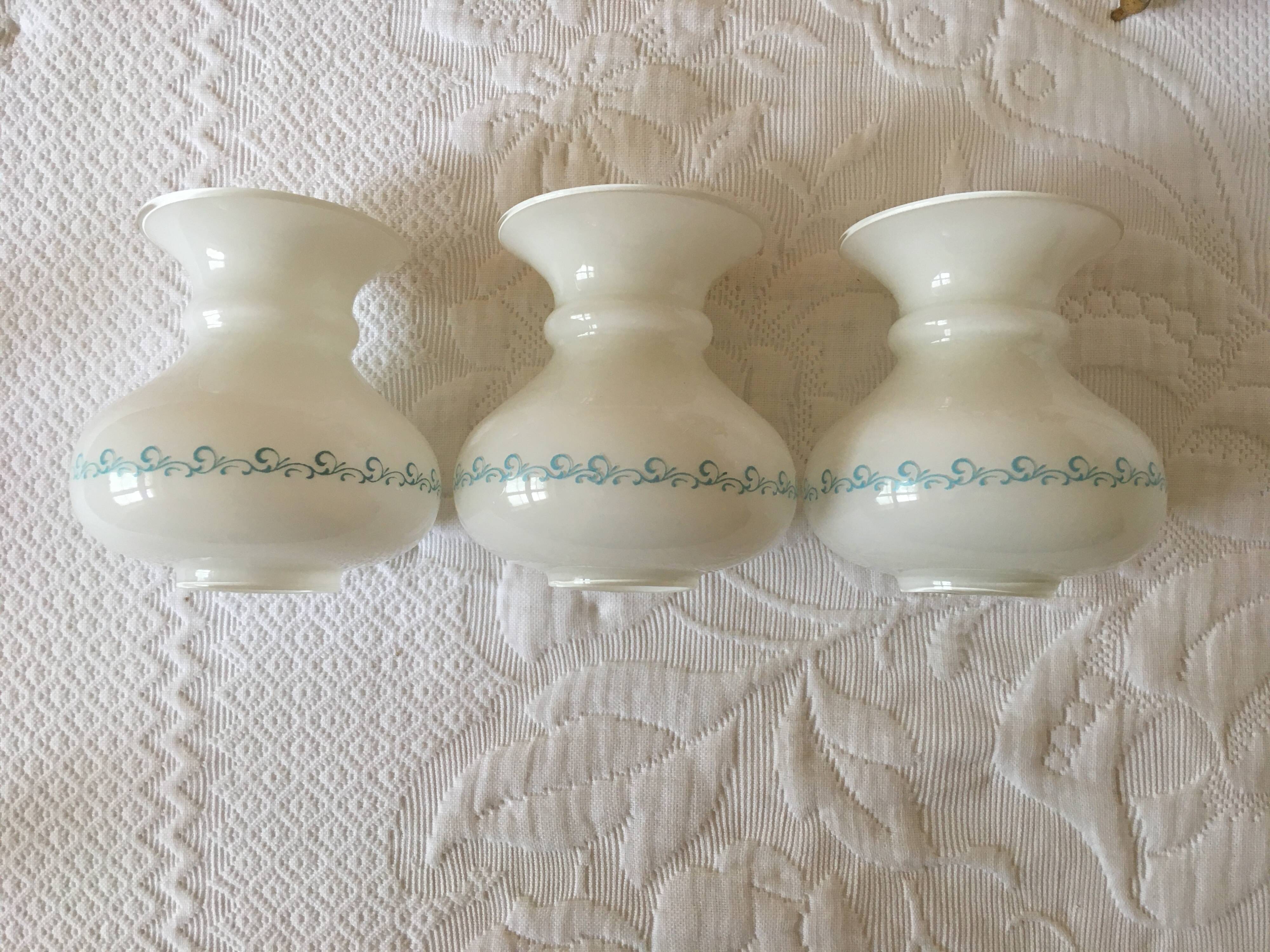 Romantic 3-branch chandelier