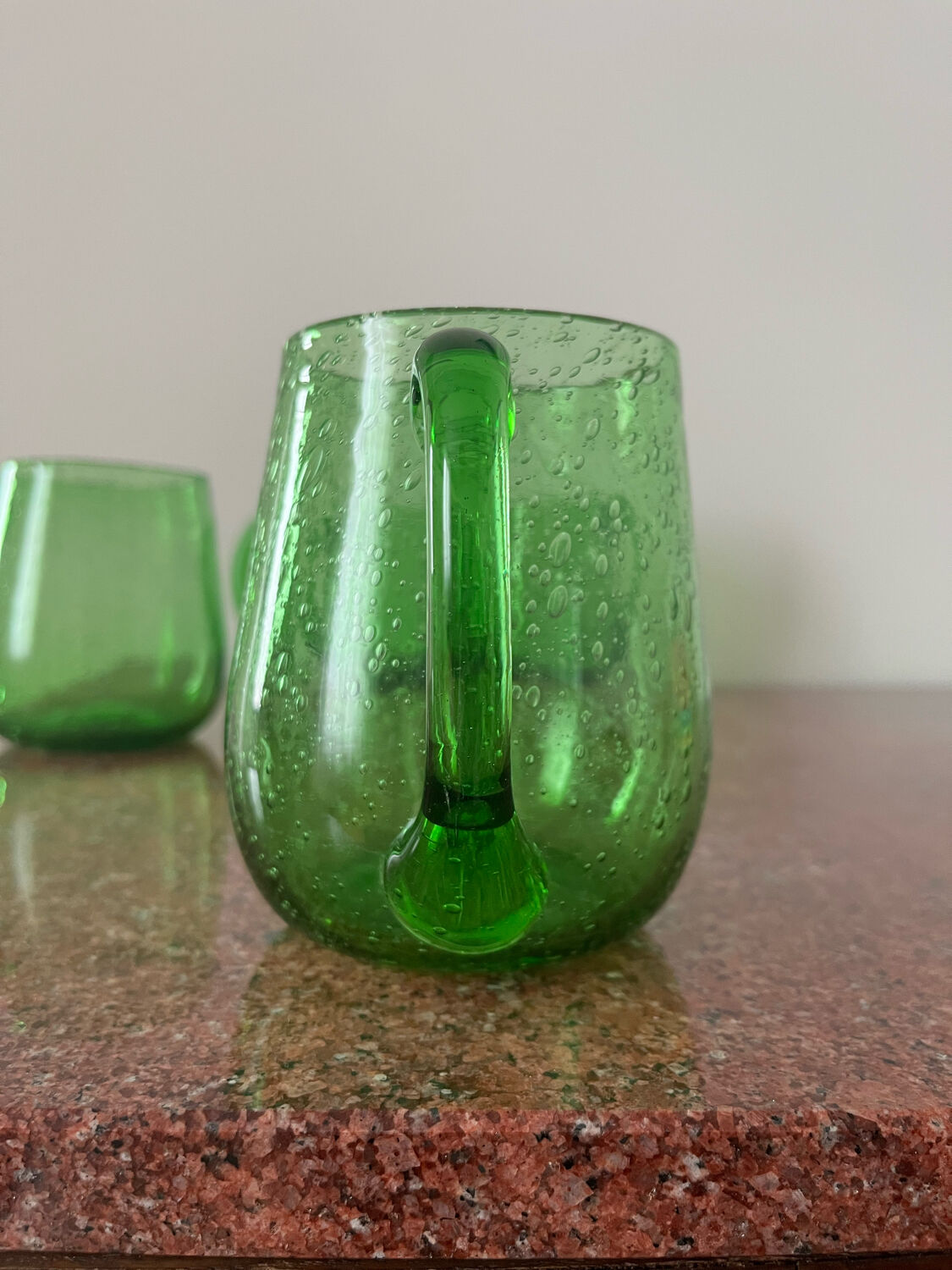 Bubbled glass beer mugs
