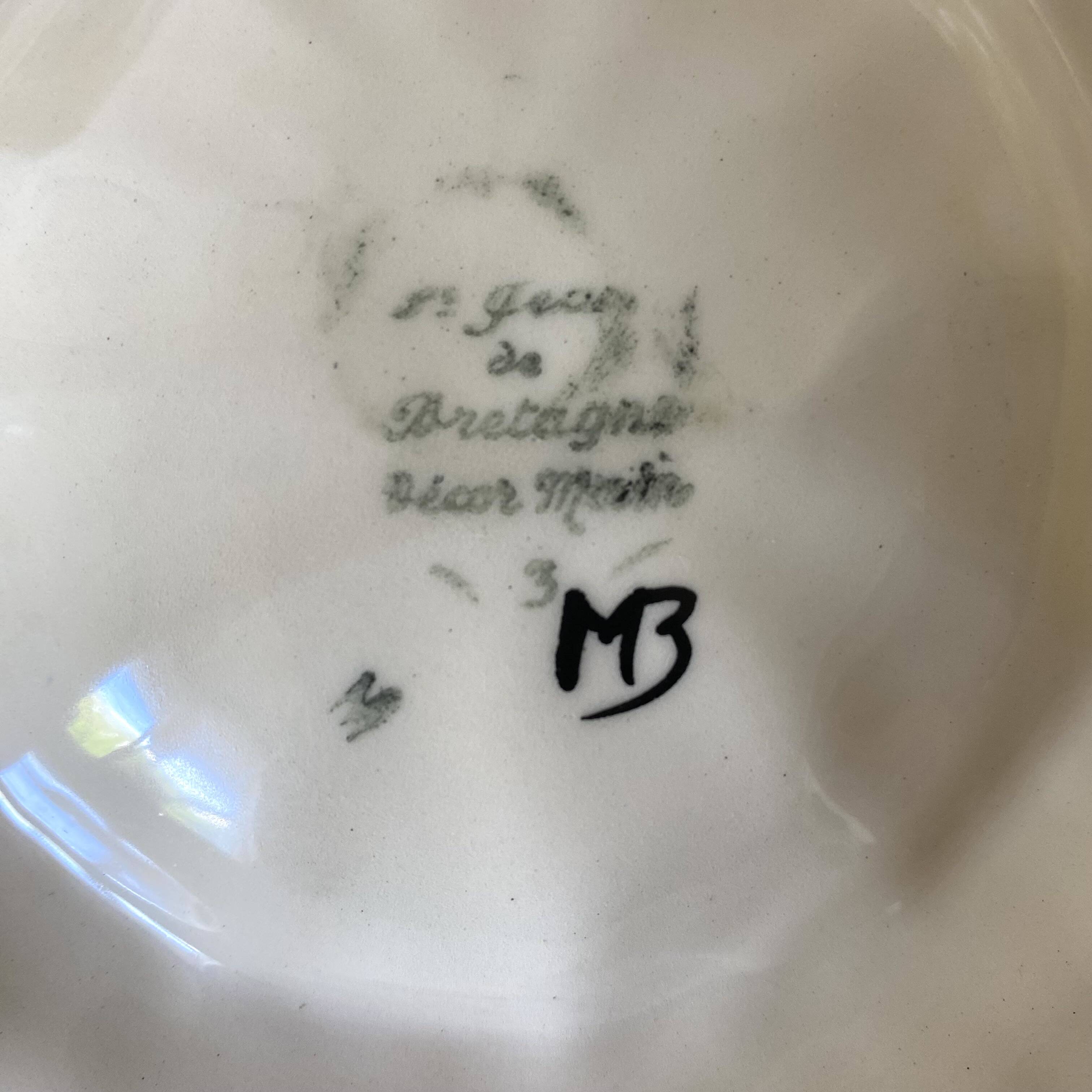 Vintage St Jean de Bretagne oyster dish
