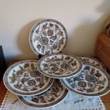 Ridgway Jacobean pattern English dinner plates