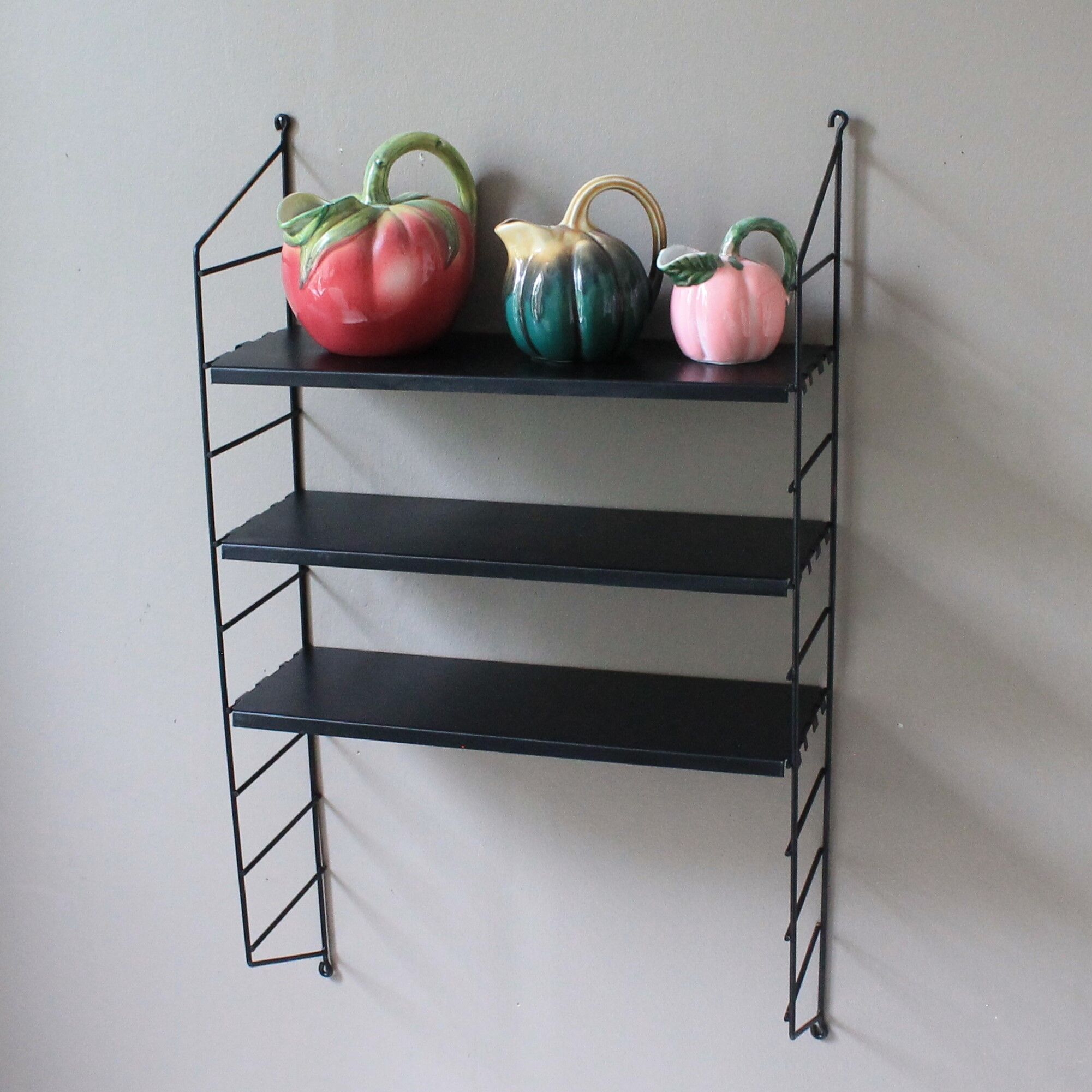 Vintage floor 'string'