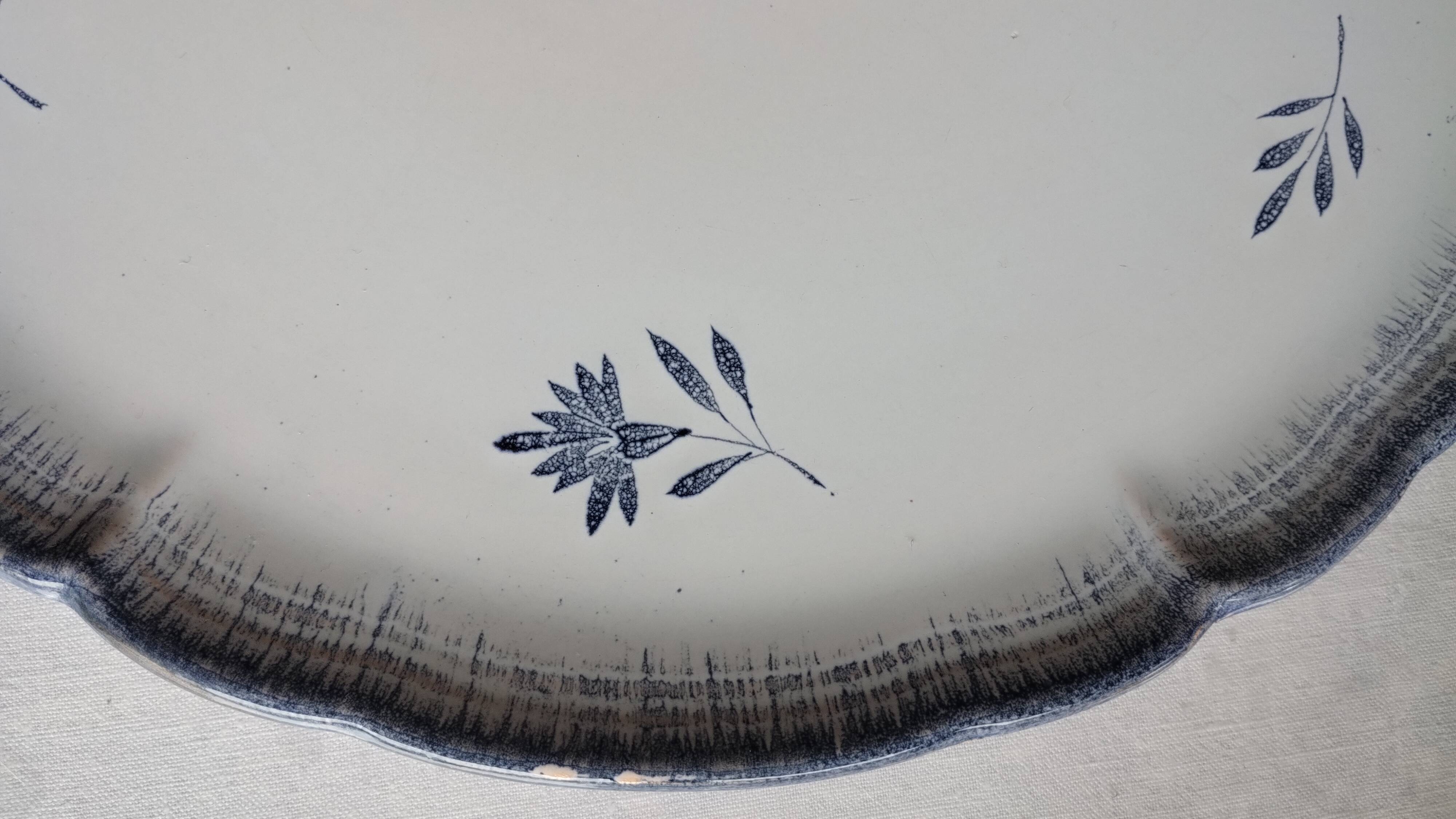 large flat plate Niderviller round dish.