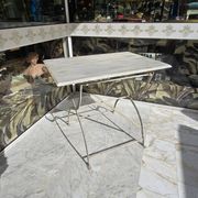 Ancienne table pliante