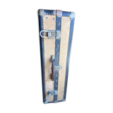 Trunk dressing