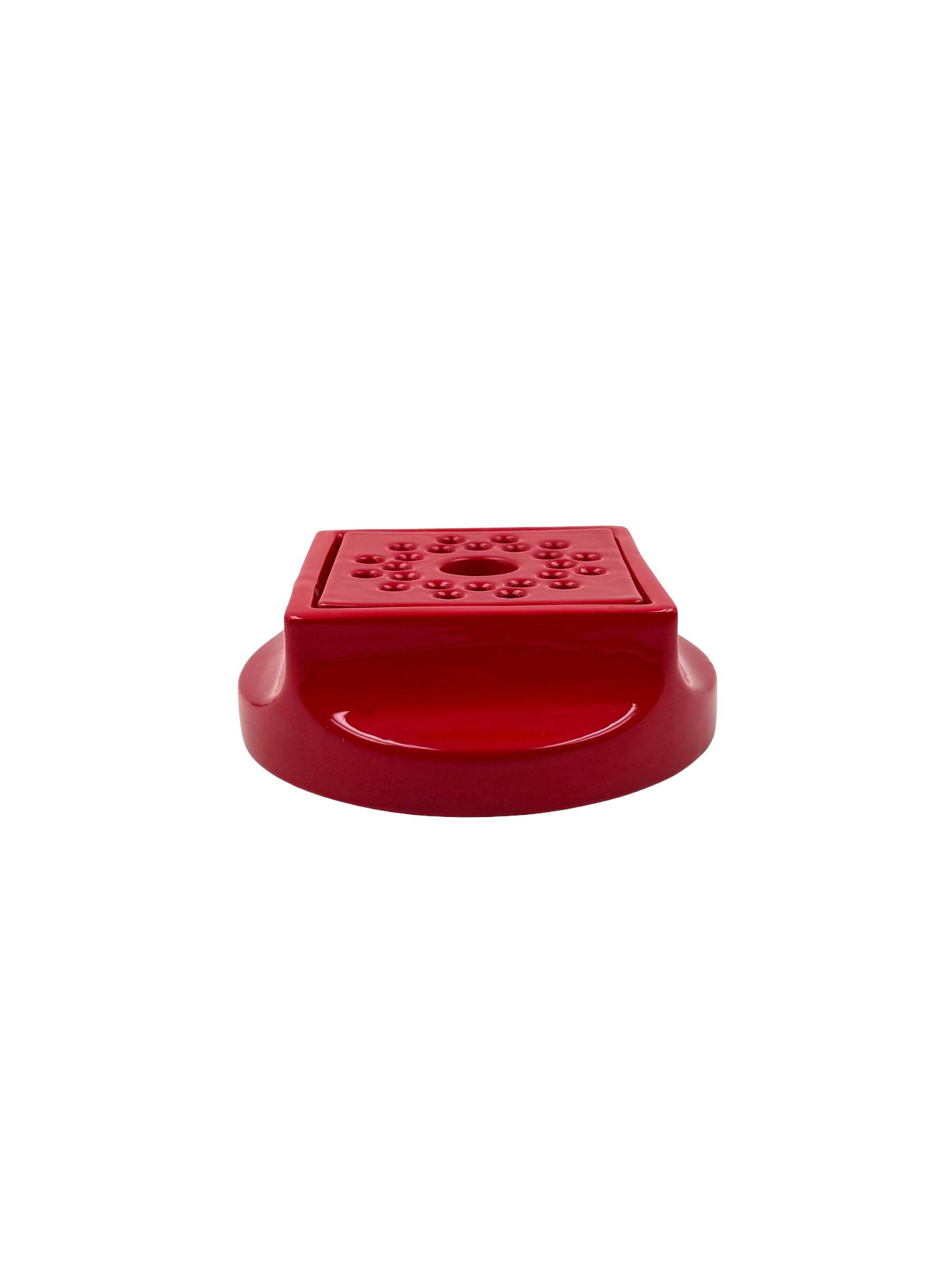 Space age red ceramic ashtray, Studio Opi, Gabbianelli Italy ca. 1970