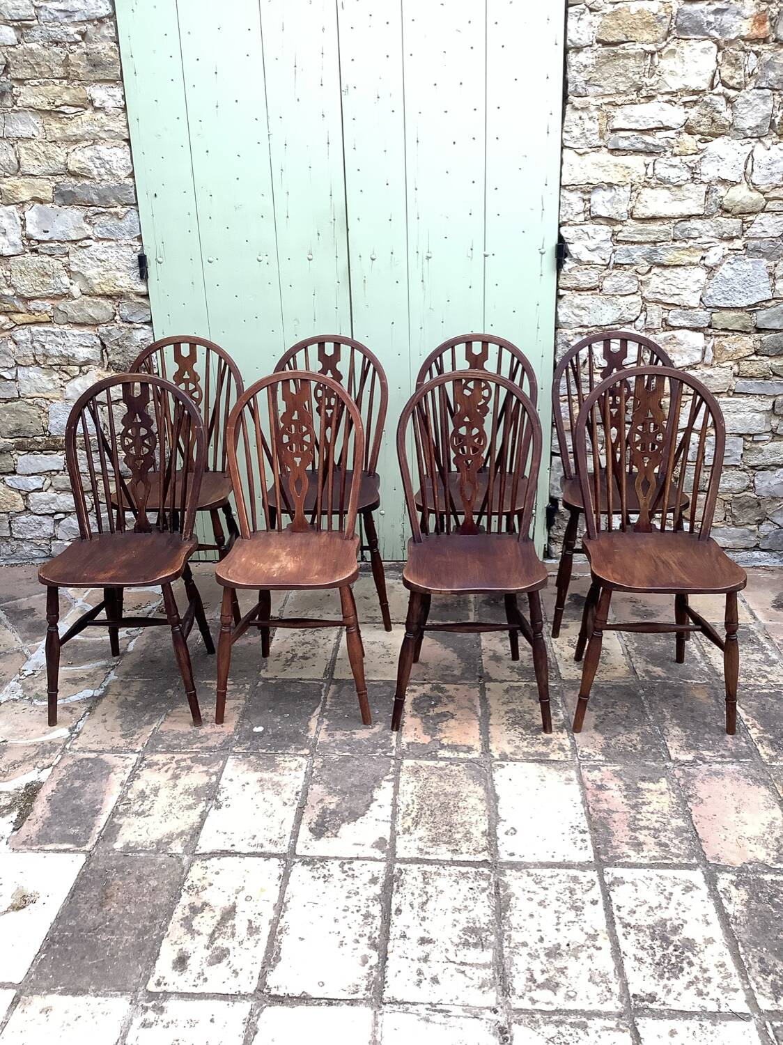 8 Windsor chairs