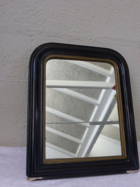 Napoleon III style mirror, wood and plaster wood back 31 x 41 cm.