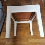 Oval coffee table