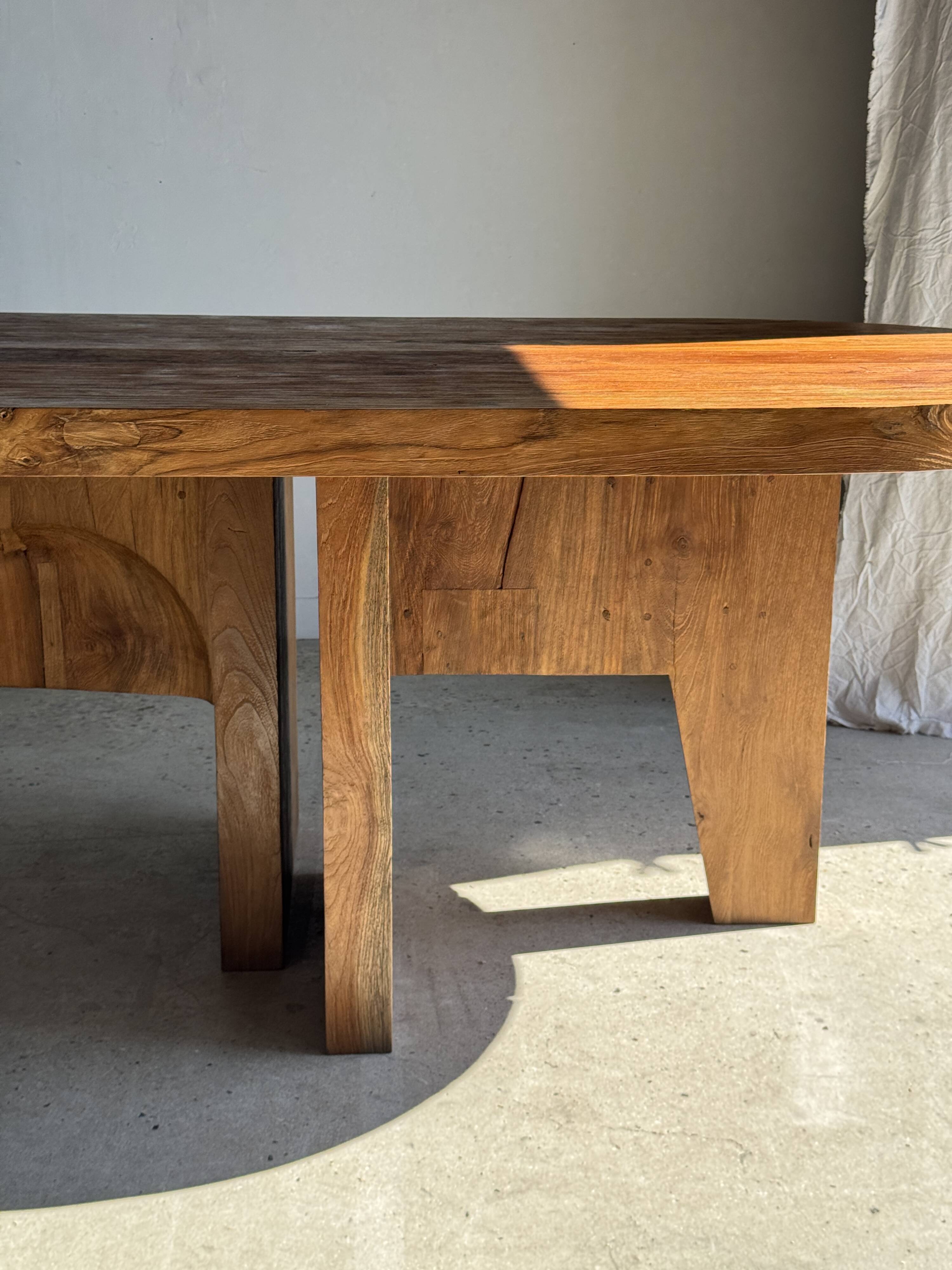 Immense solid teak table 2.10m x 1m