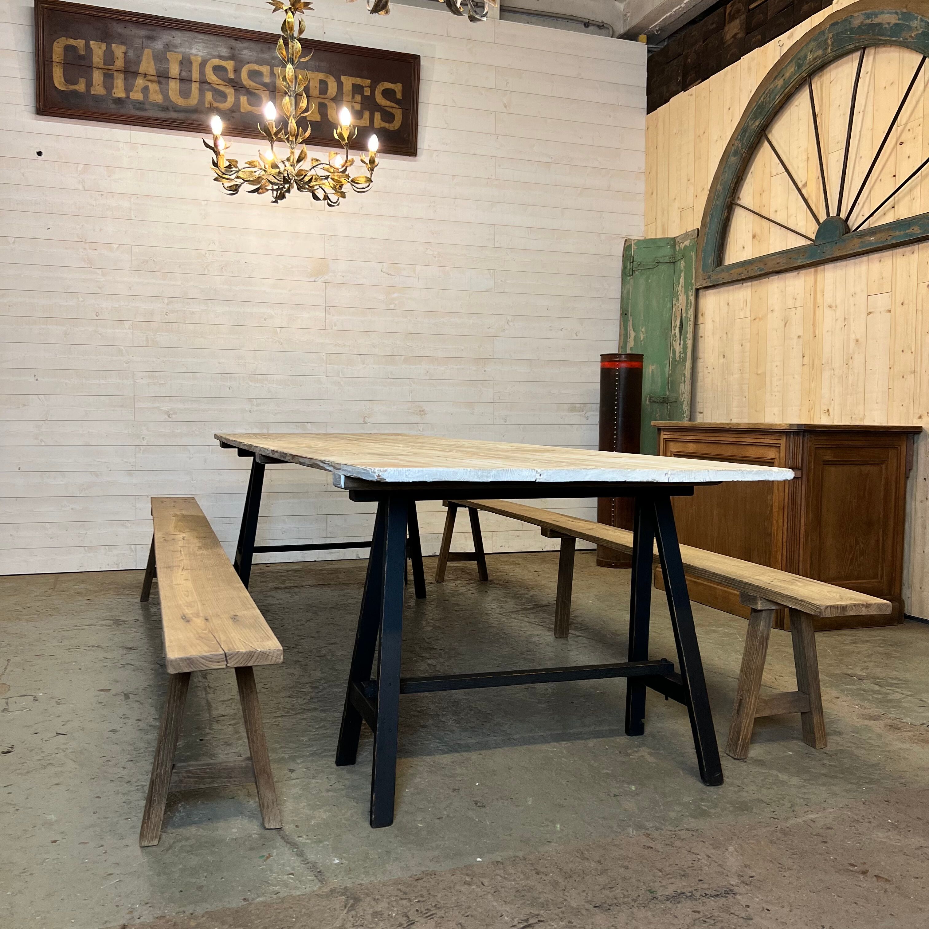 Large pine guinguette farm table