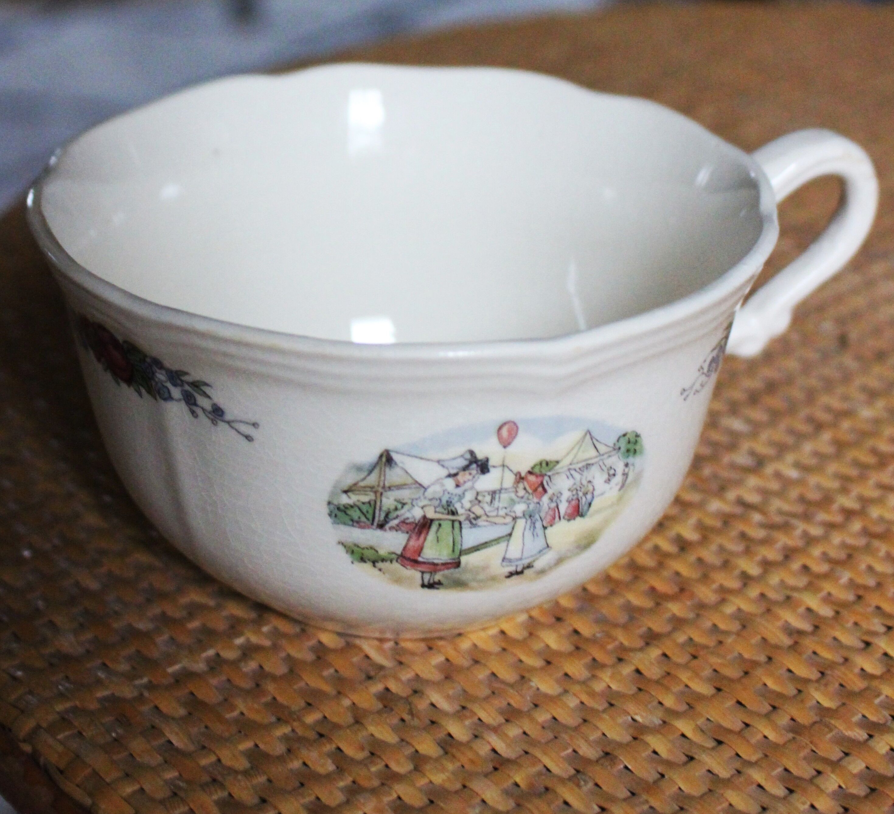 Tasse Faïence Sarreguemines Fleurs Alsace