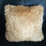 Plush cushion