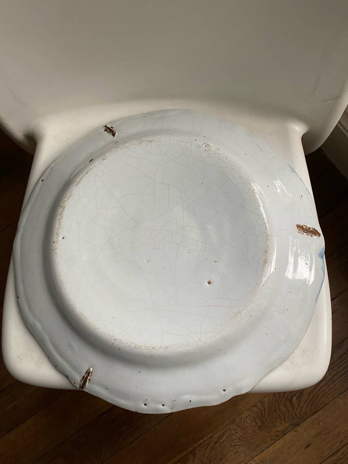 19th century dish with twig decoration