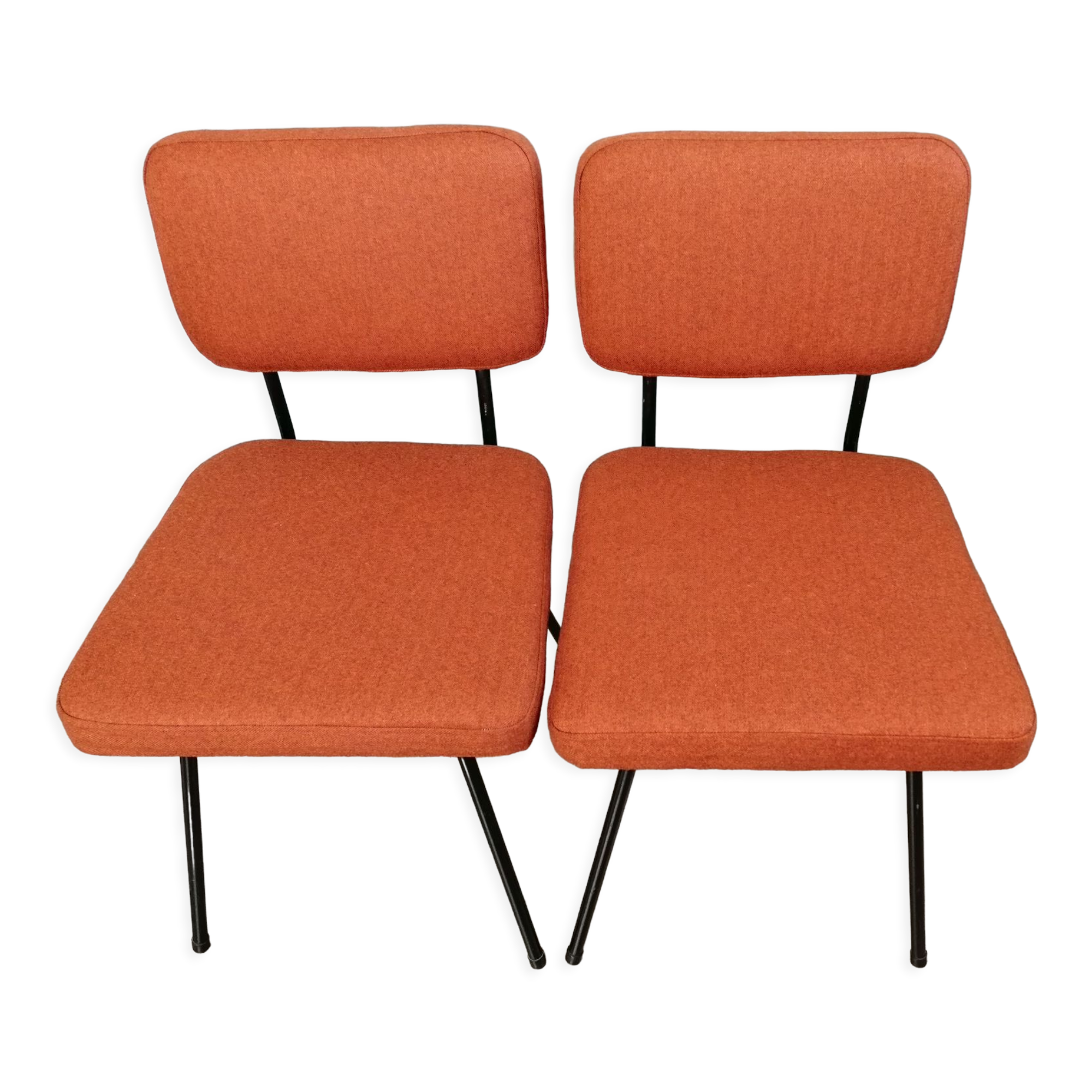 Paire de chaises C57 par Paul Geoffroy édition Airborne
