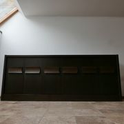 Enfilade brutaliste du milieu du siècle Belgique