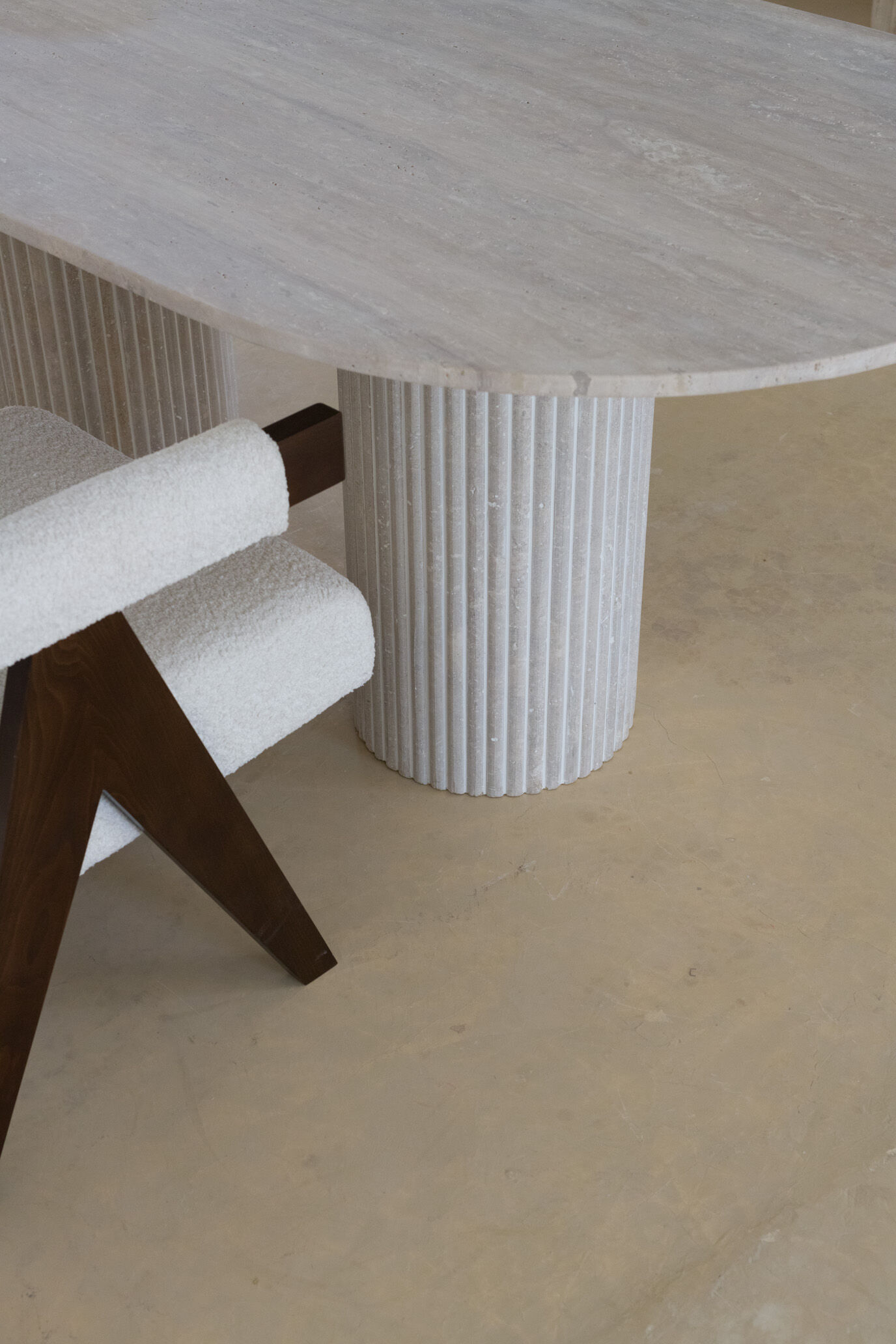 Olya oblong dining table 150x90 in natural travertine