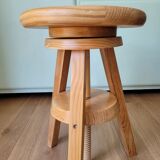 Screw workshop stool