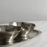 Fixed sauce boats on stainless steel tray