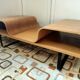 Table basse en bois cintré