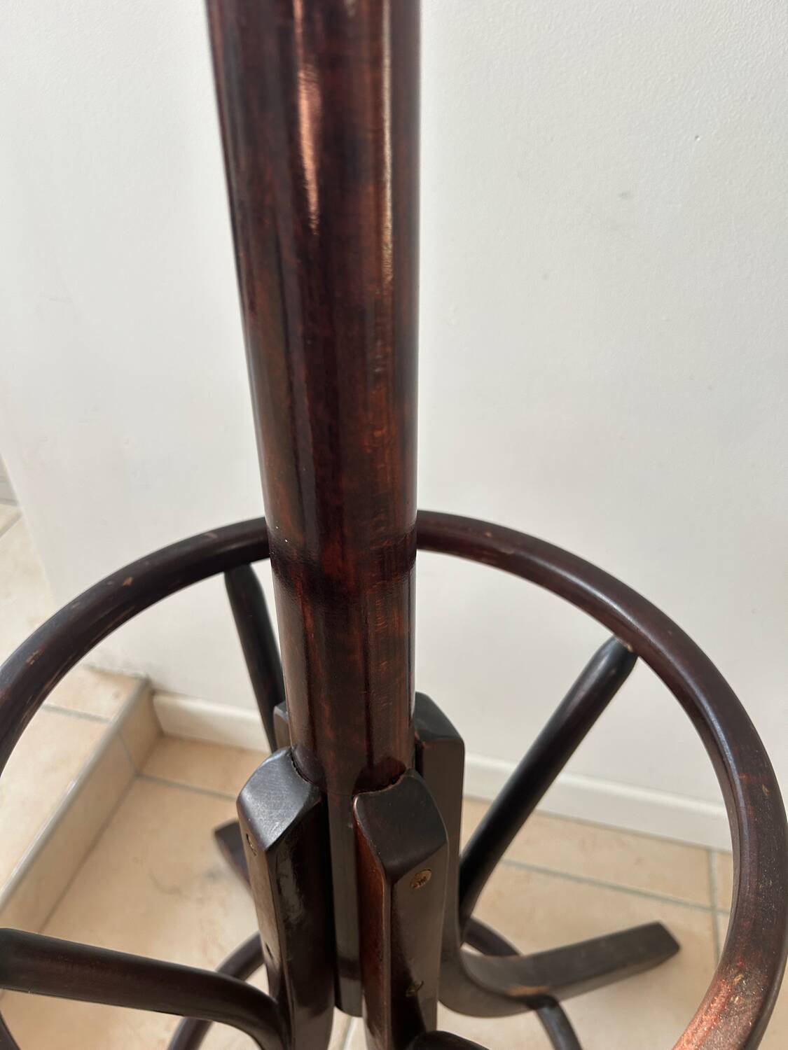 Baumann style 1960 swivel parrot coat rack in bent wood