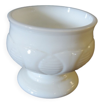 Small white opaline stand cup