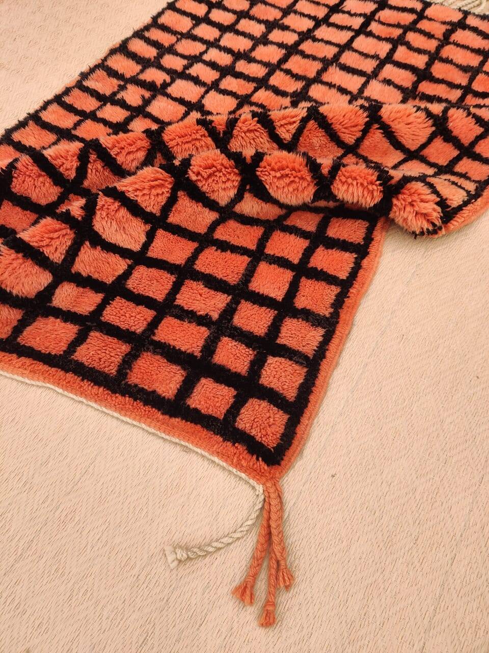 High quality Mrirt rug 300x200 cm - Customizable