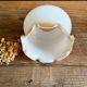Suspension globe en verre opaline