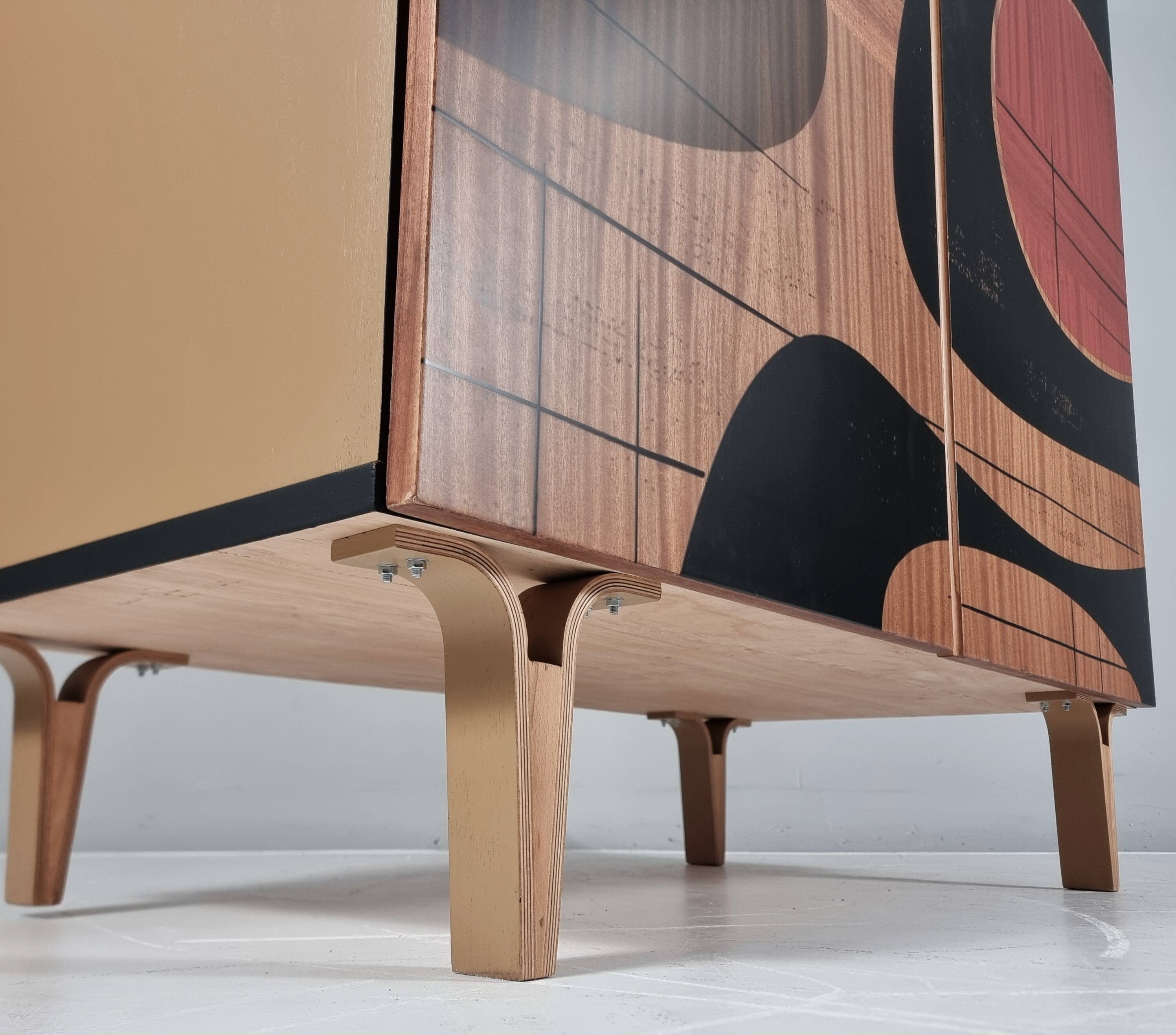 Garde-robe vintage en frêne, années 1970