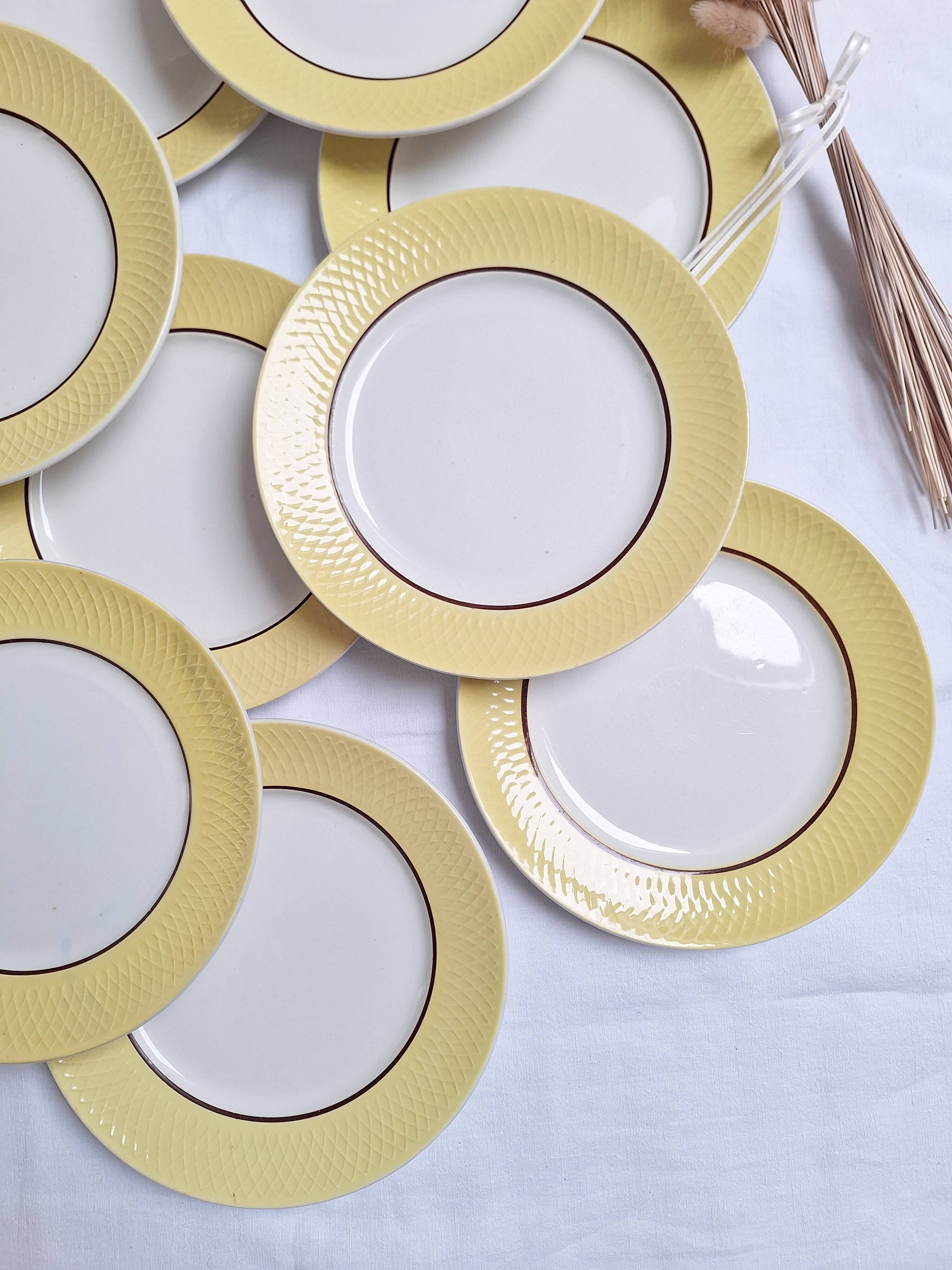Yellow dinner plates from Moulin des Loups