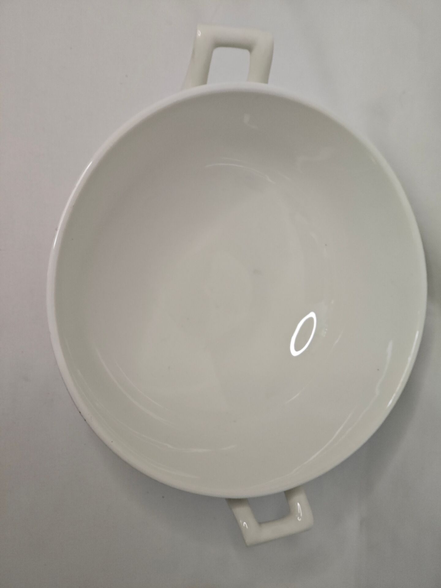Saladier en porcelaine de Gien
