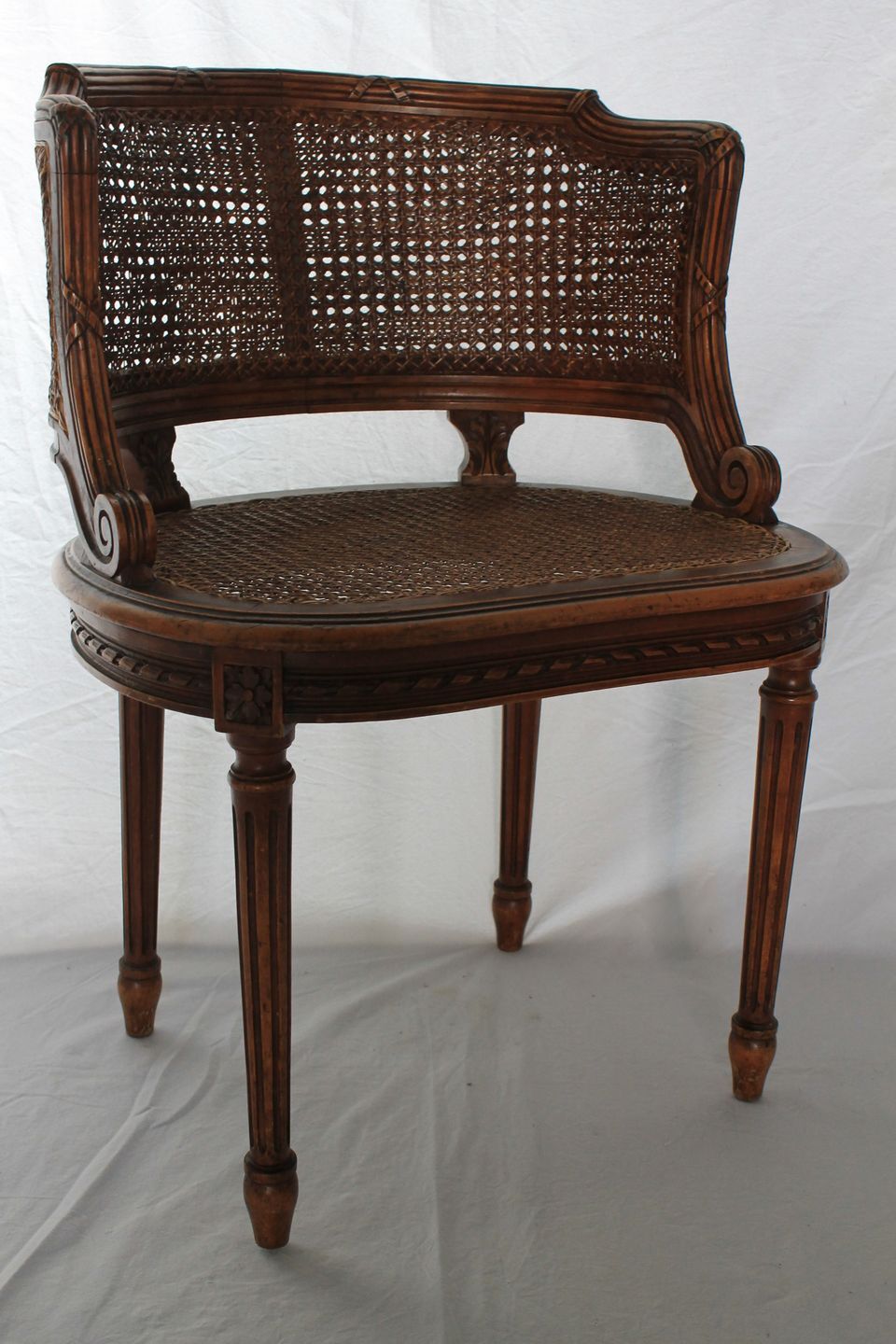 Louis XVI-style canne chair from the late 19th century