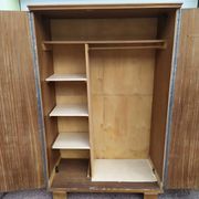 Armoire - penderie - Ancienne - Bois - Tissu Floral - Artisanal
