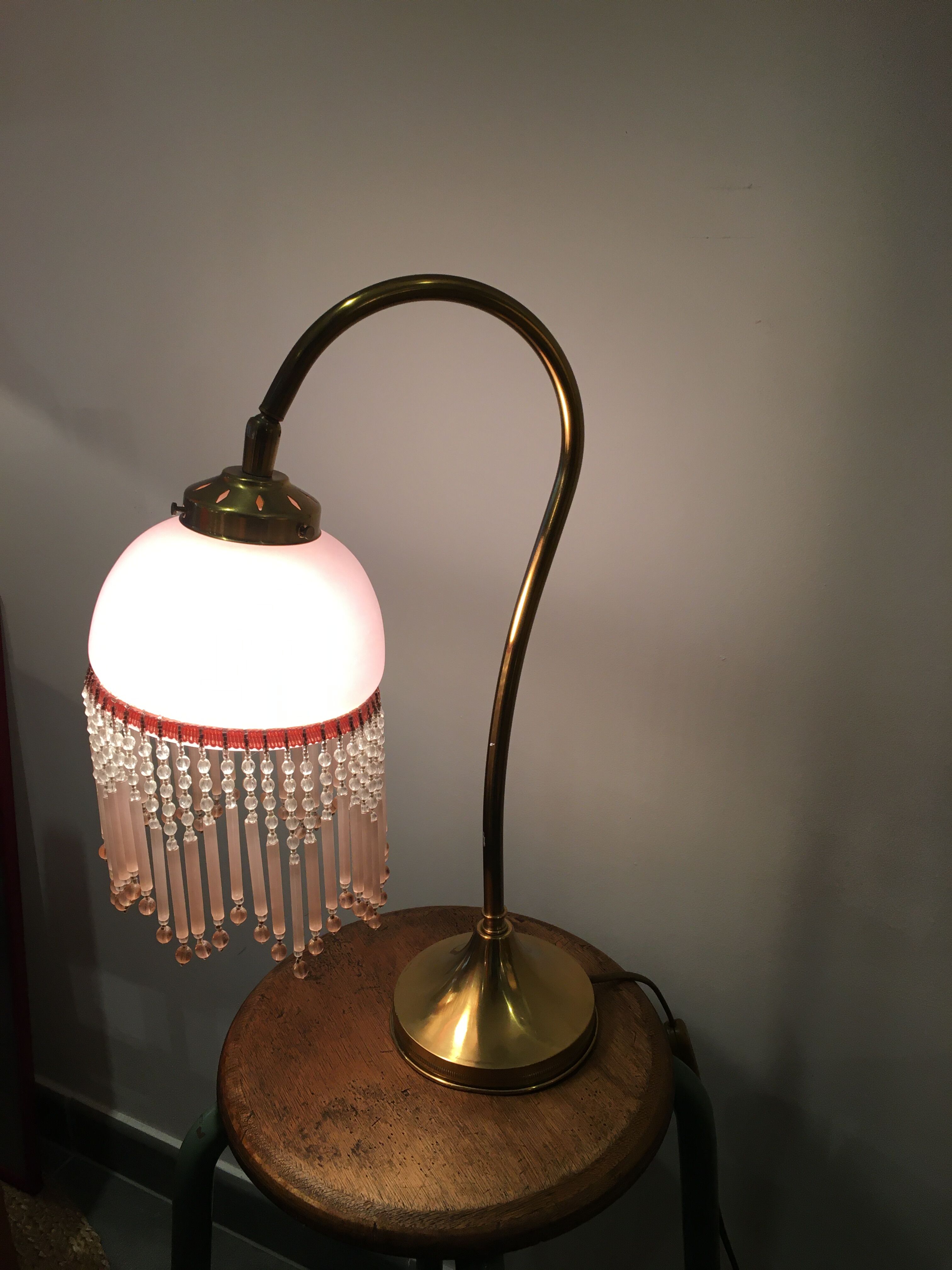 Swan collar and stamps lamp