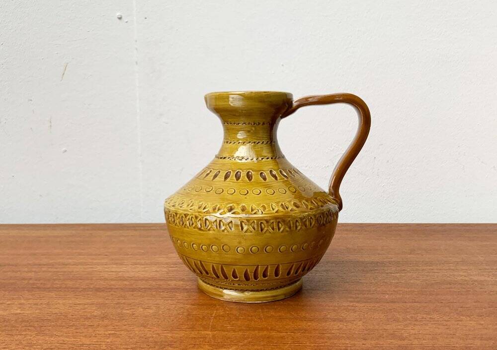 Italian pottery carafe from the mid-century by Aldo Londi for Bitossi, 1960s.