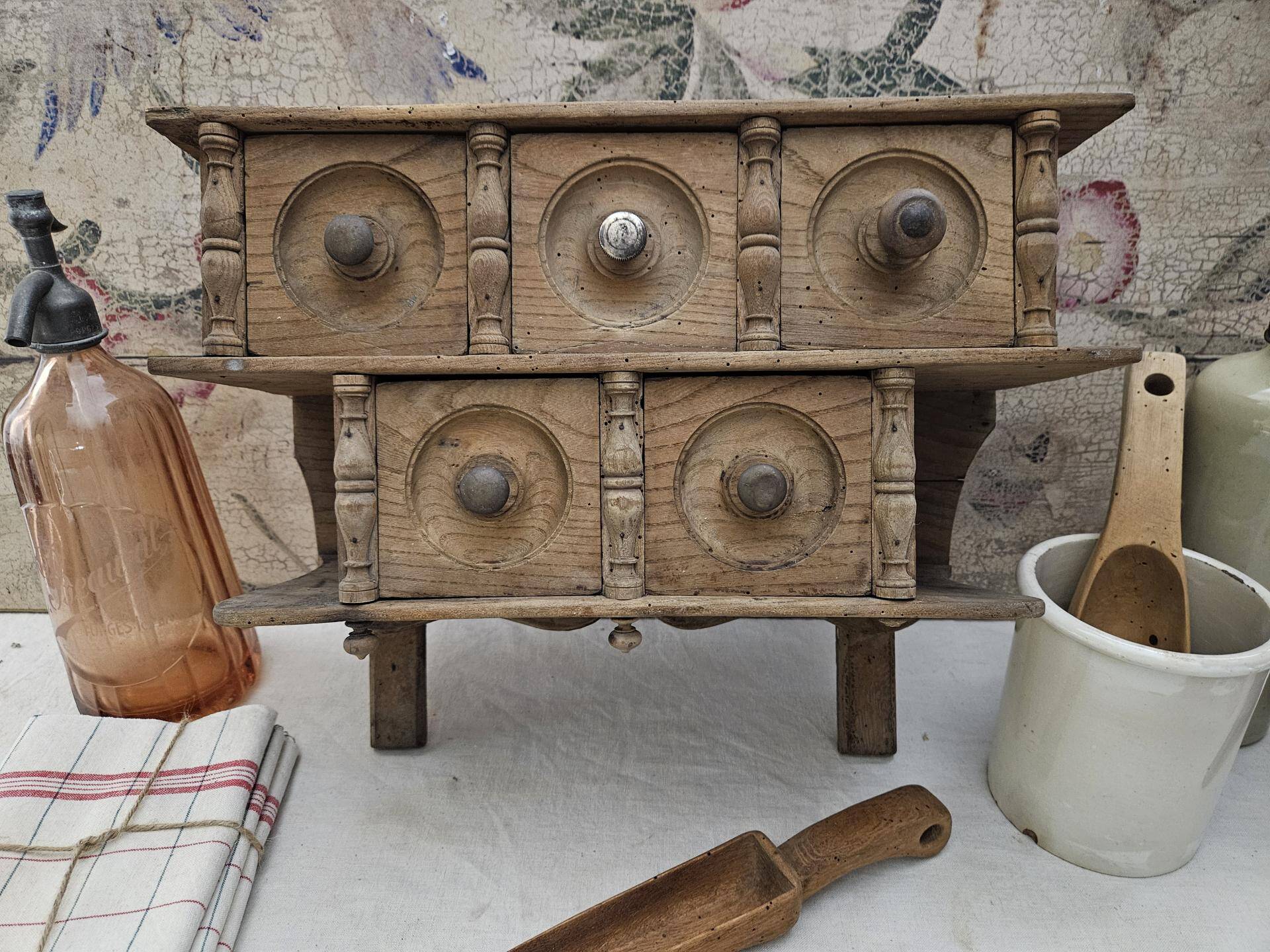Wall shelf with drawers - Trade furniture