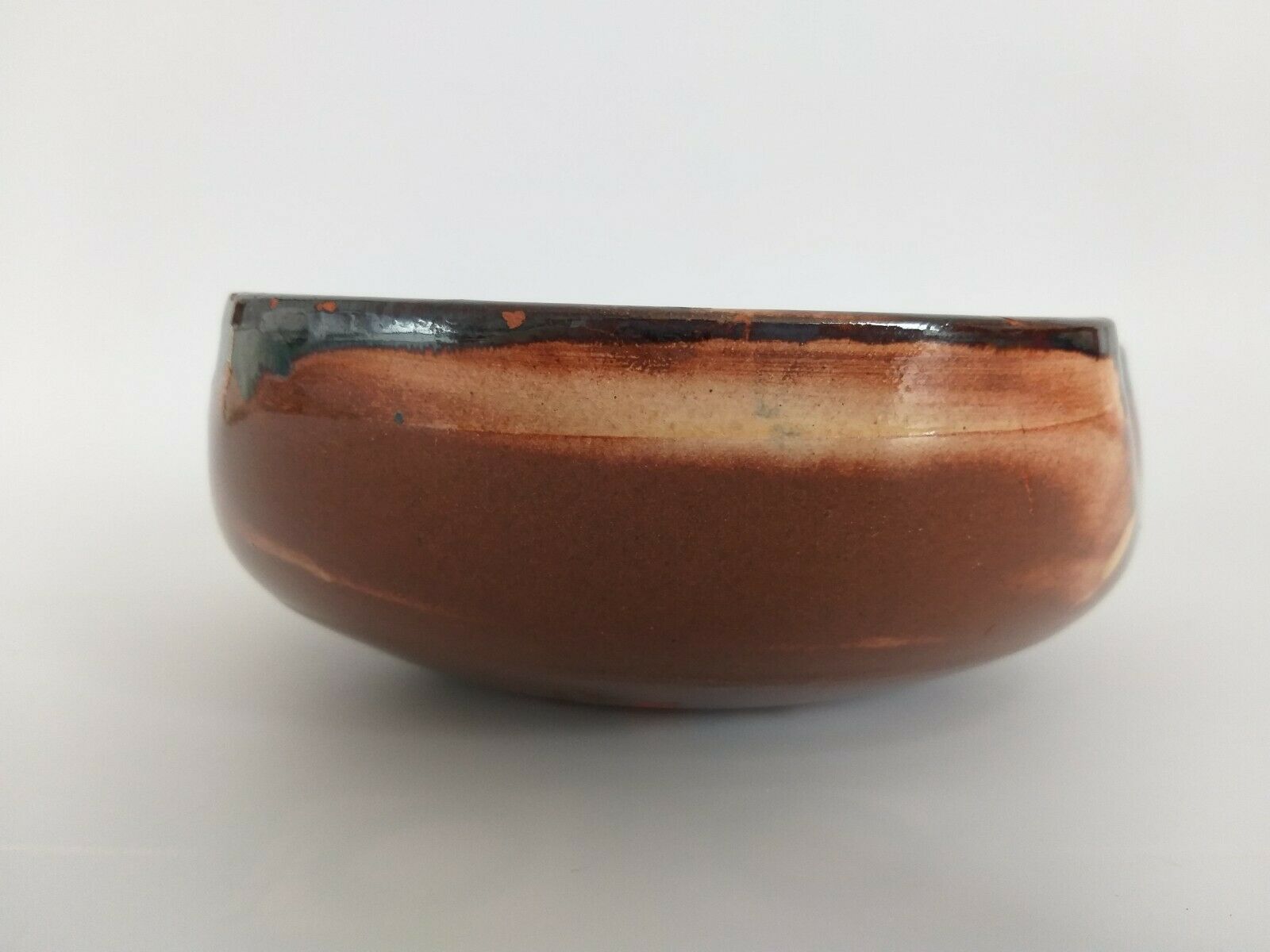 Ceramic cup signee Thomas Buxo 1960