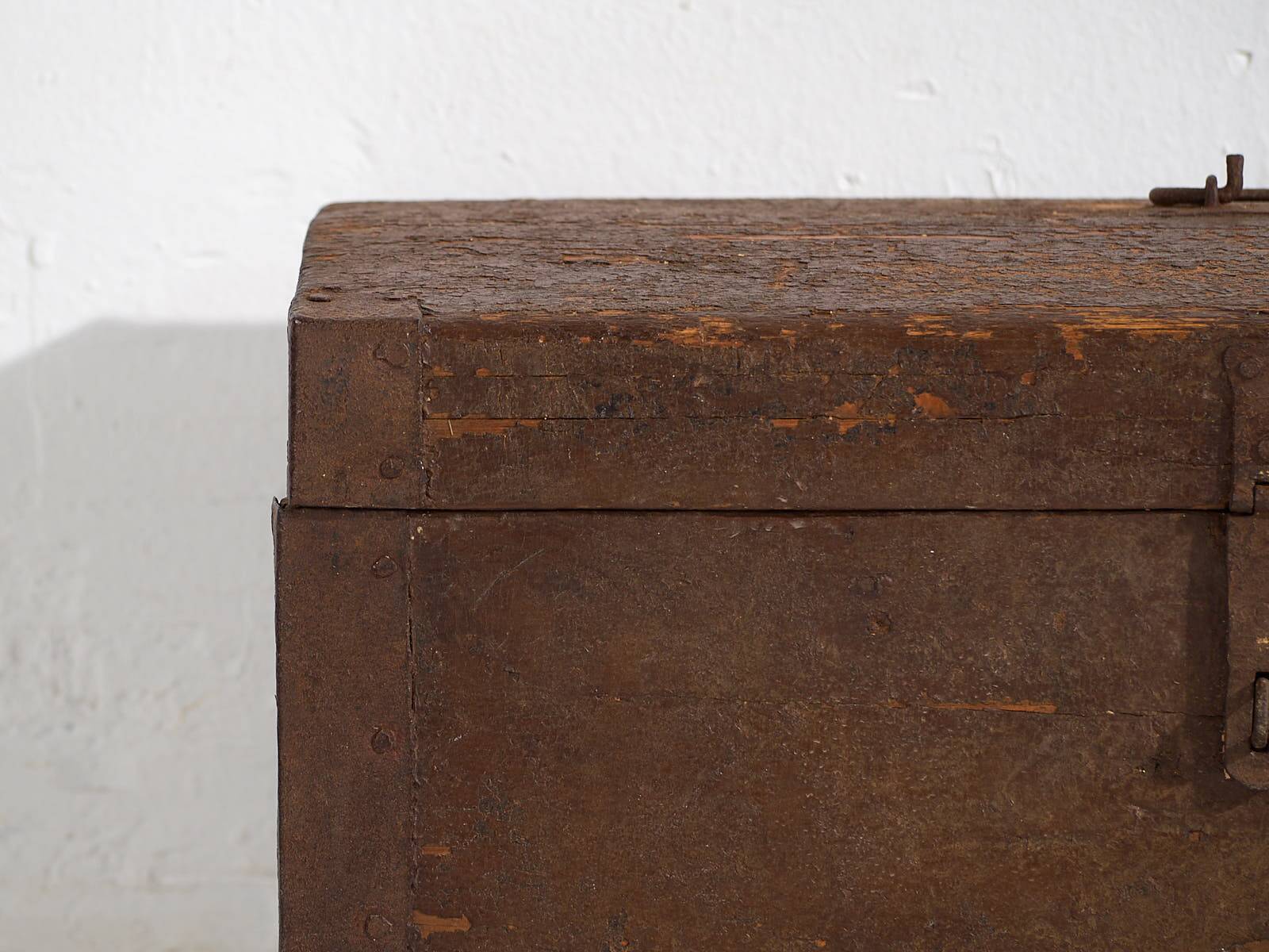 Antique metal frame chest (c.1920) #3