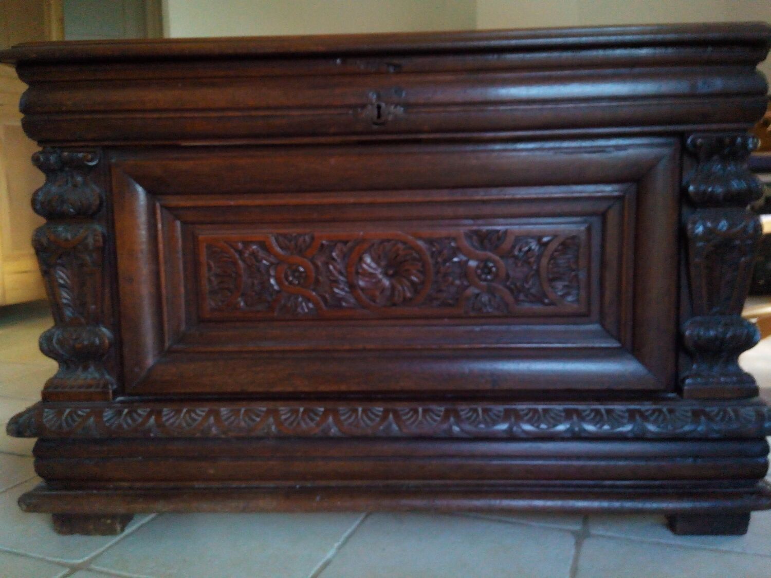 Renaissance style desk