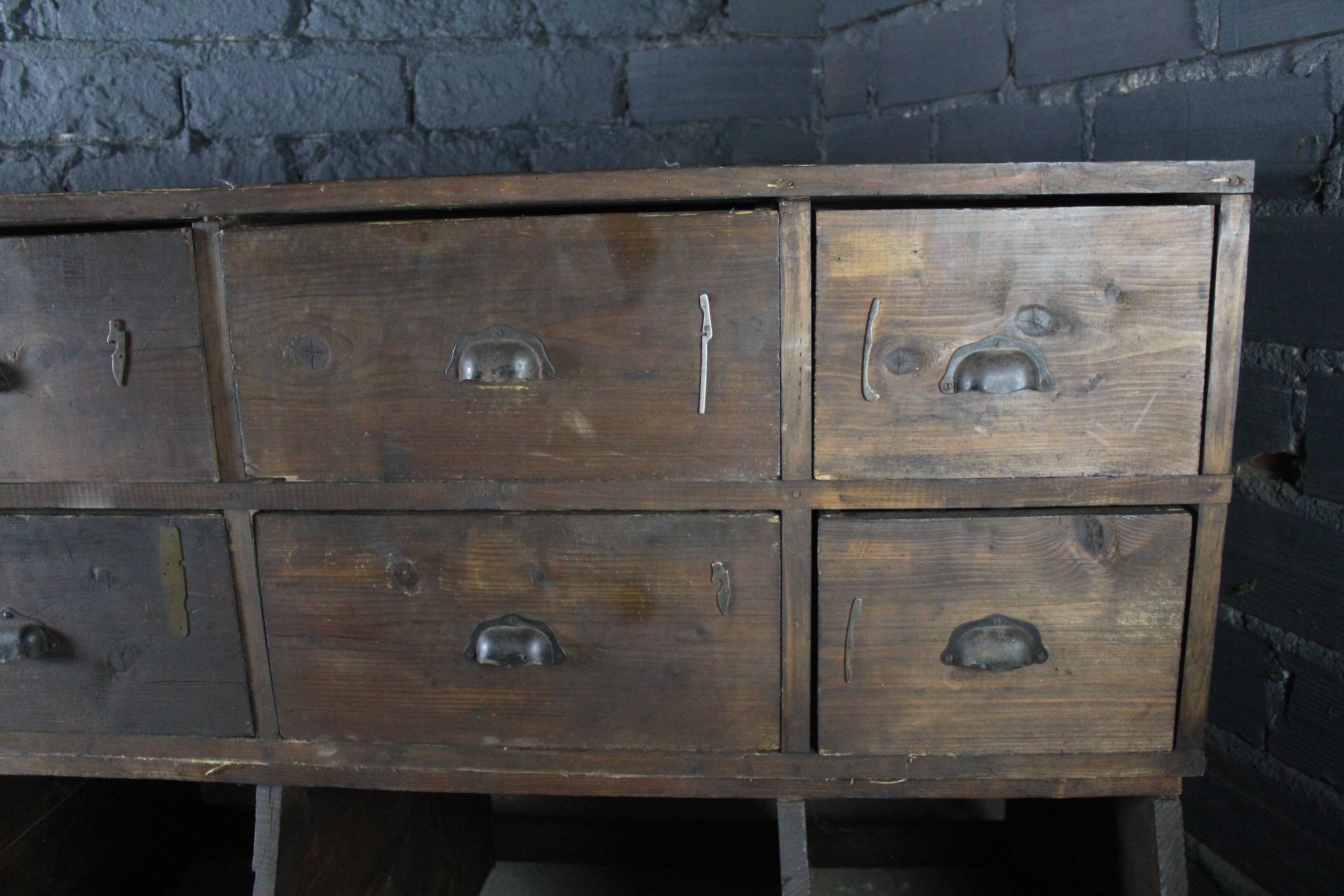 Cutlery trade cabinet – 10 drawers & open compartments