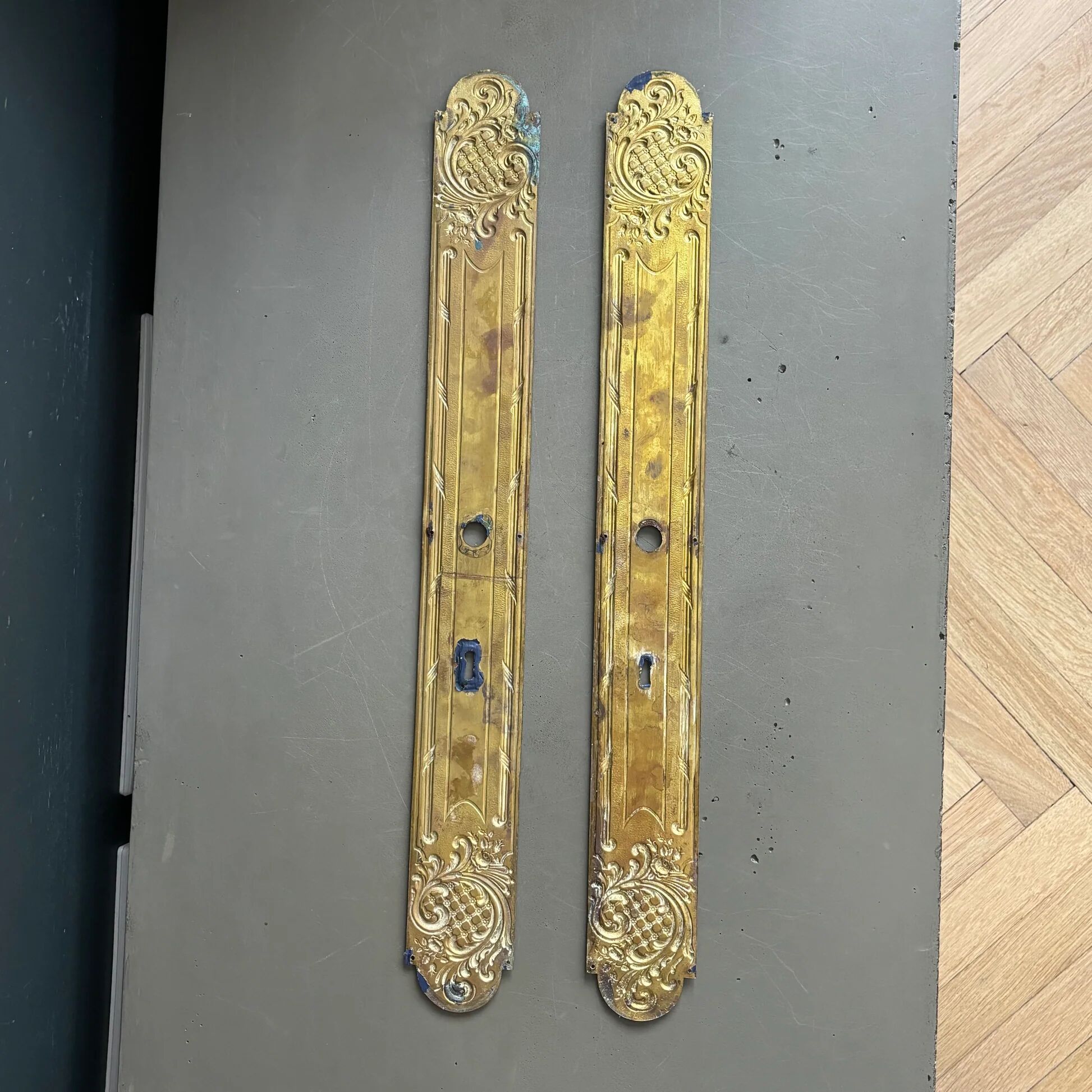 2 plaques de propreté anciennes - 53cm - Ref 1338