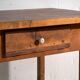 Table de cuisine ancienne en bois massif – Europe centrale, vers 1920