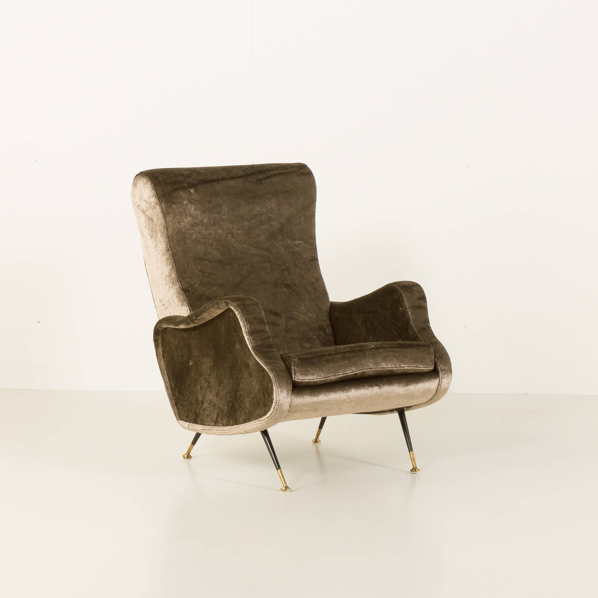Italian velevet mid century lounge chair in the style of Marco Zanuso, 1960