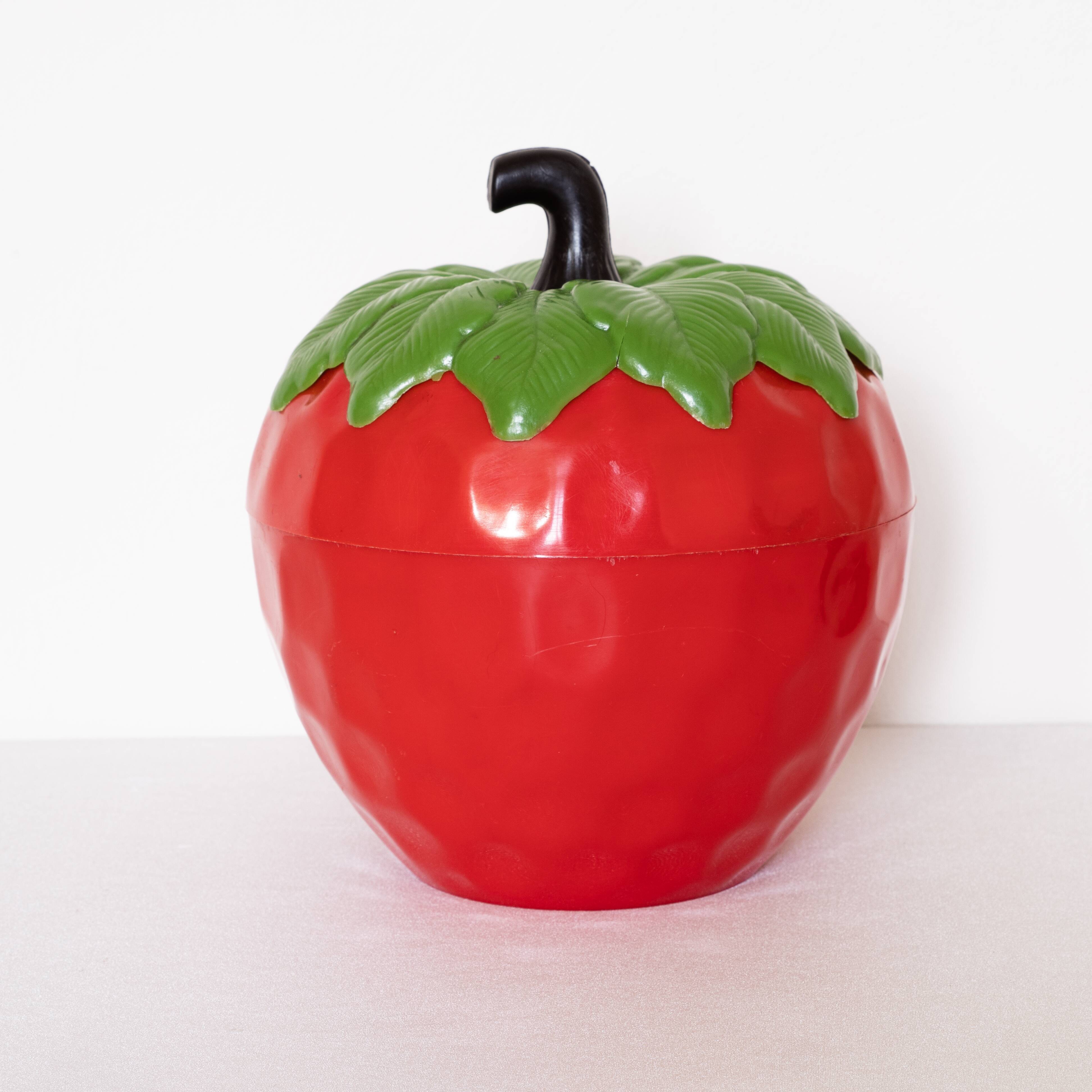 Strawberry red ice bucket