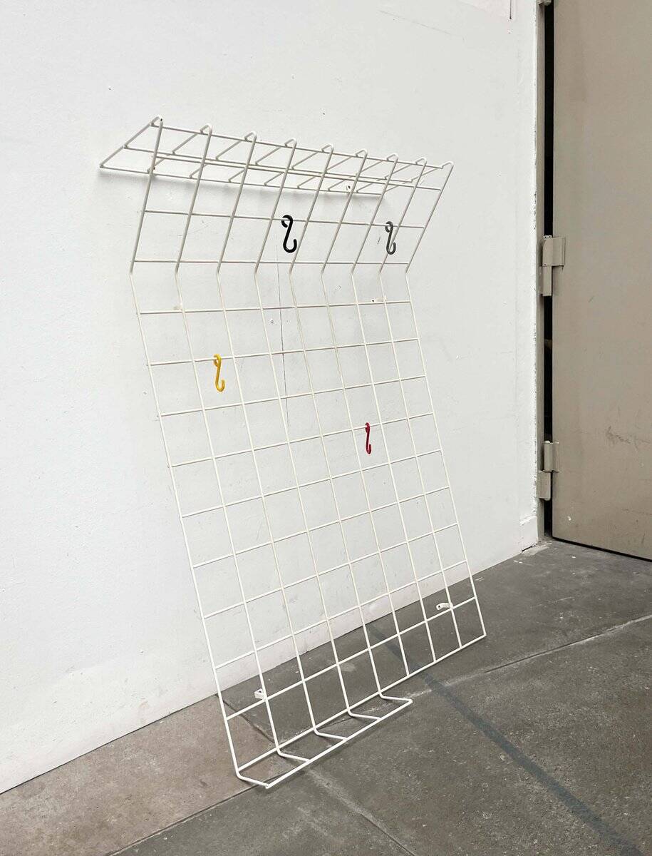 Minimalist white wire coat rack from mid-century Germany, 1960s.
