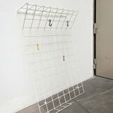 Minimalist white wire coat rack from mid-century Germany, 1960s.